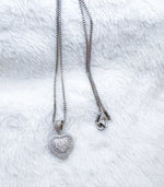 Load image into Gallery viewer, Queen of Hearts Necklace
